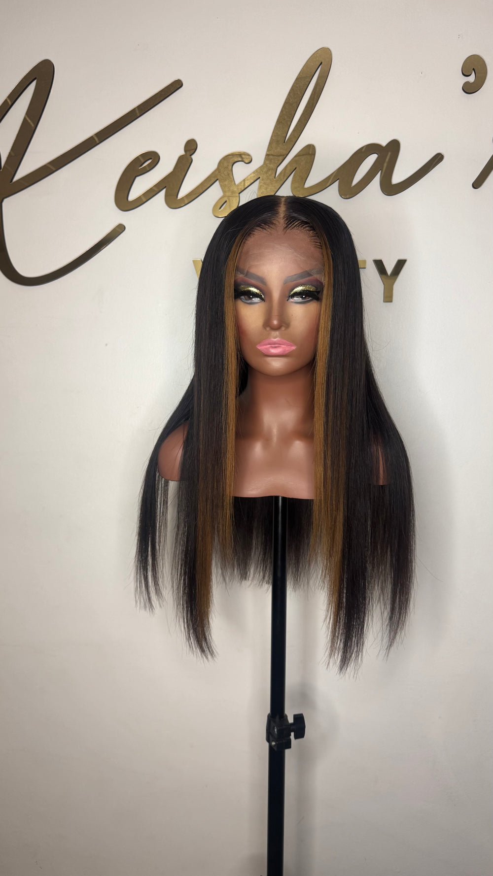 5x5 Closure Wig w/ Streak