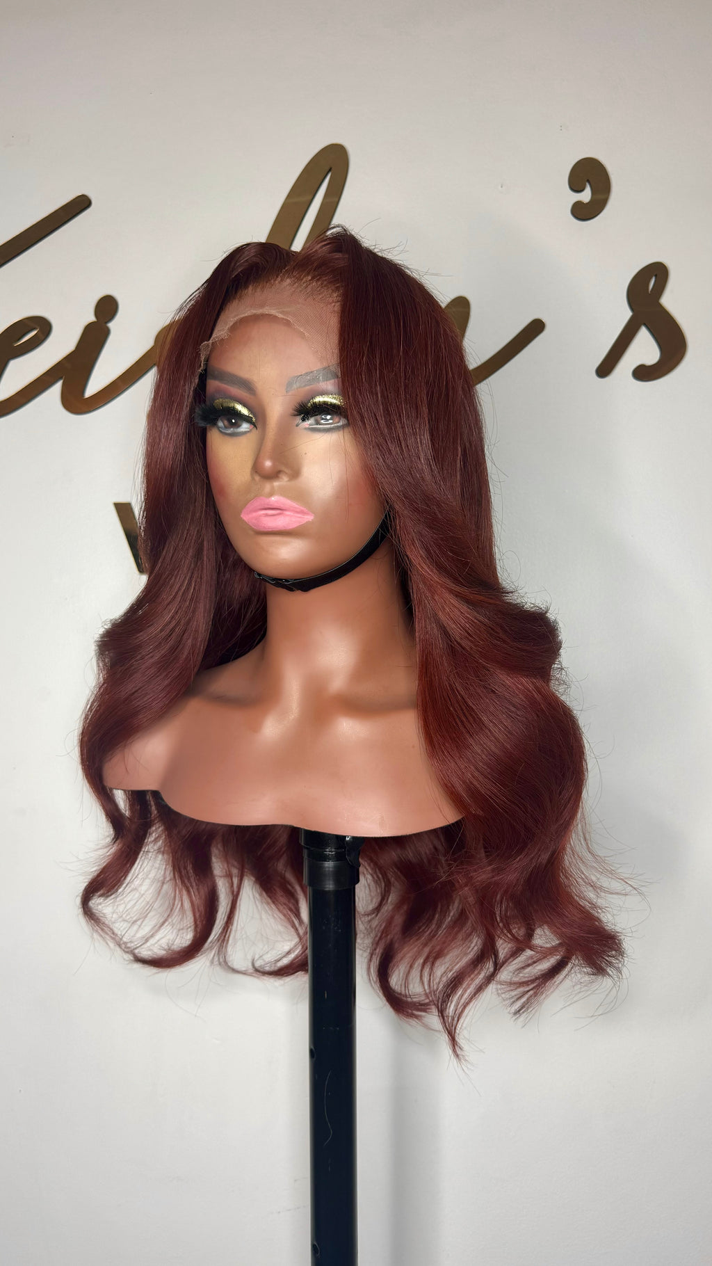 Lonnah (Pre-Order)
